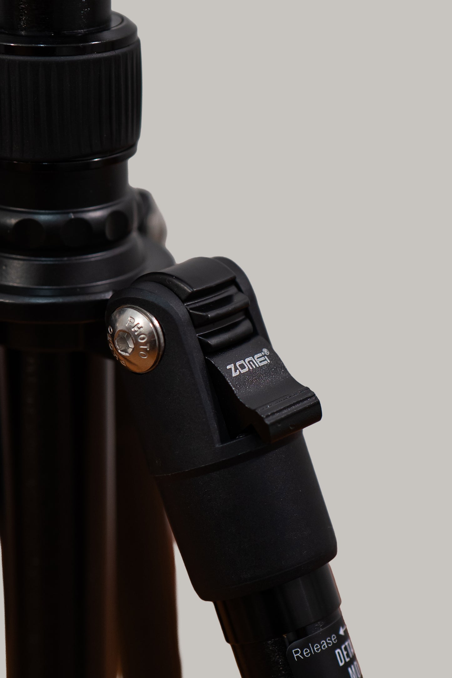 Zomei M6 Profesyonel Alüminyum Alaşım 161cm Çantalı DSLR Tripod 12kg Taşıma Kapasiteli